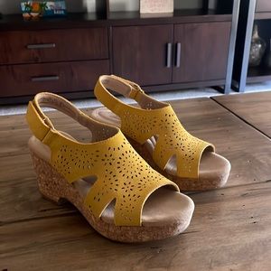 Cork wedge sandals
